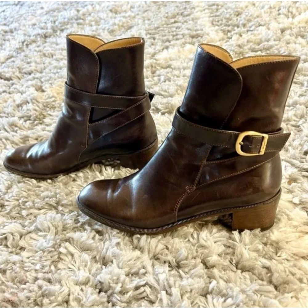 Salvatore Ferragamo Leather Belted Boots in‎ Dark Brown size 4.5